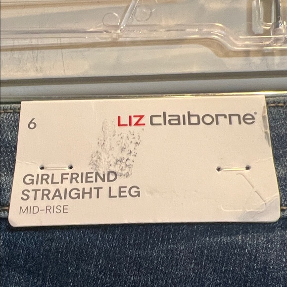 Liz Claiborne Women's Classic Blue Straight Leg Jeans - Picture 5 of 6